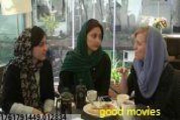 《疯狂伦交1》禁忌恋情的疯狂冒险,剖析情欲沉迷与人性扭曲的争议深意 《疯狂伦交1》禁忌恋情的疯狂冒险,剖析情欲沉迷与人性扭曲的争议深意